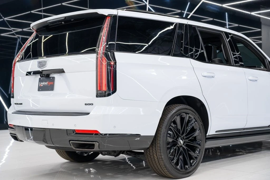 2026 Cadillac Escalade 5th Gen - Image 14 of 21