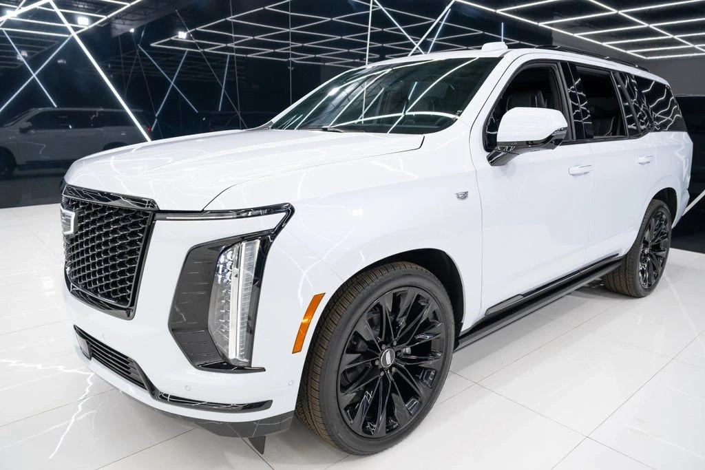 2026 Cadillac Escalade 5th Gen - Image 8 of 21
