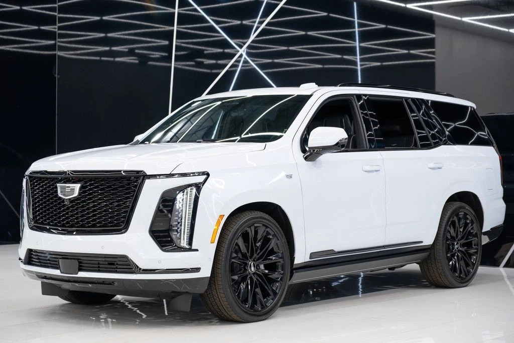 2026 Cadillac Escalade 5th Gen - Image 3 of 21