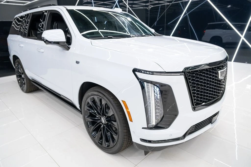 2026 Cadillac Escalade 5th Gen - Image 6 of 21