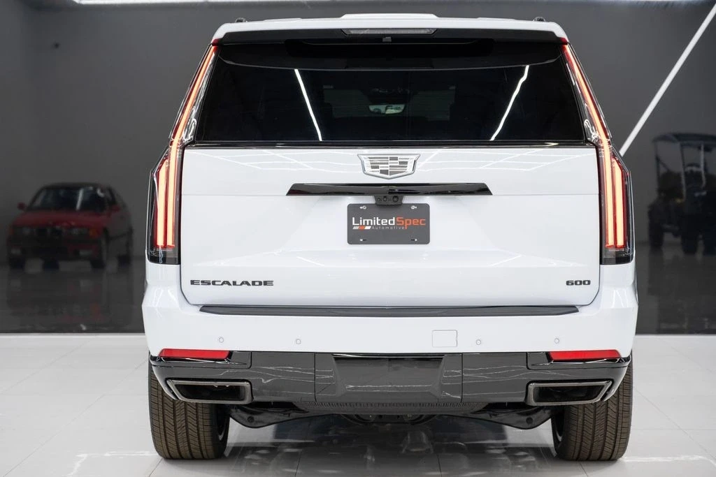 2026 Cadillac Escalade 5th Gen - Image 15 of 21