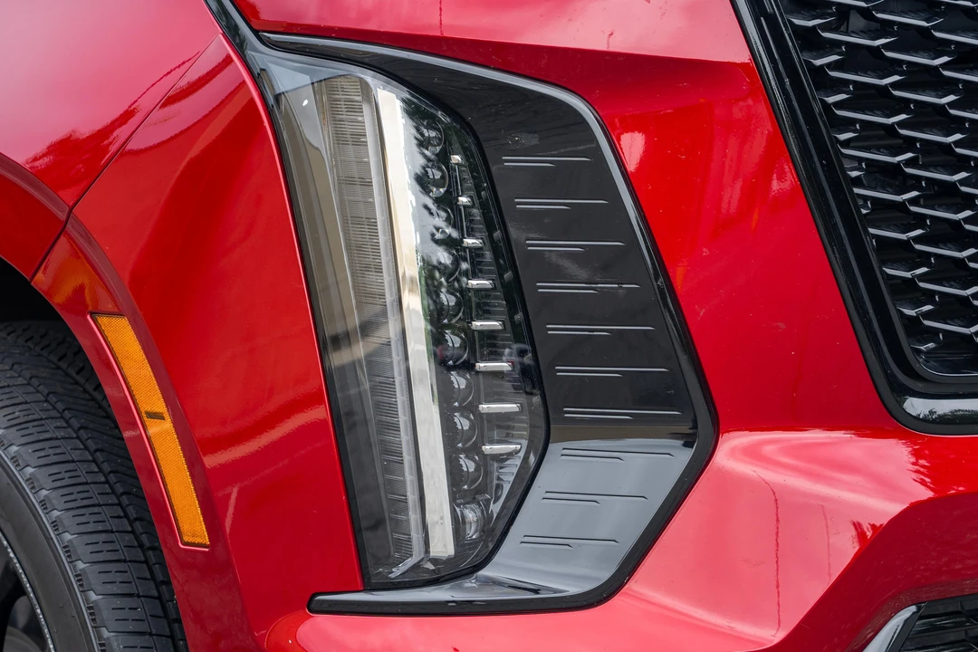2026 Cadillac Escalade 5th Gen - Image 15 of 31