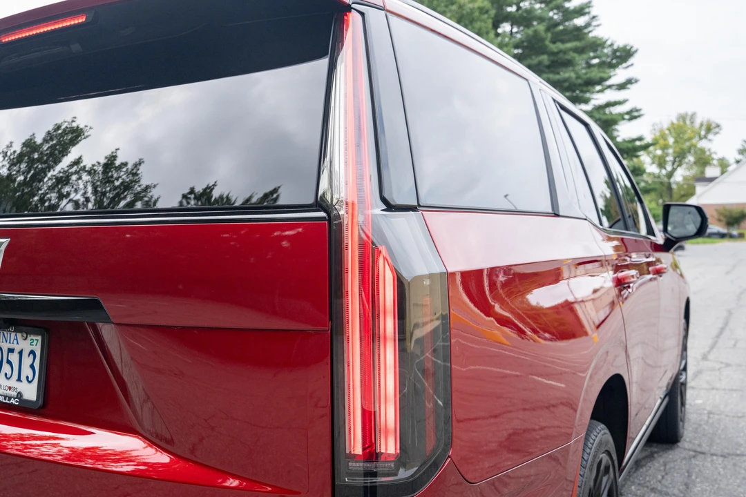 2026 Cadillac Escalade 5th Gen - Image 18 of 31