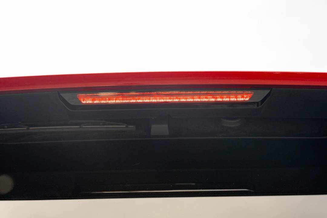 2026 Cadillac Escalade 5th Gen - Image 19 of 31