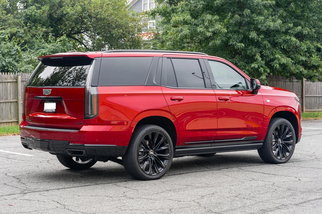 2026 Cadillac Escalade 5th Gen - Image 4 of 31