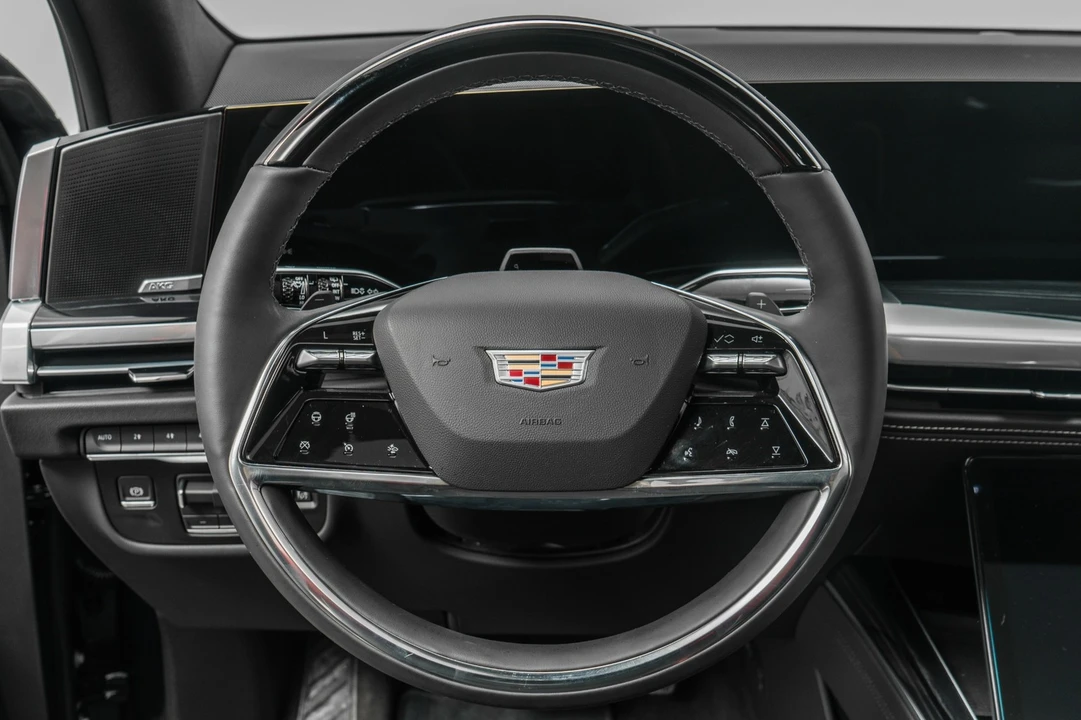 2026 Cadillac Escalade 5th Gen - Image 15 of 21