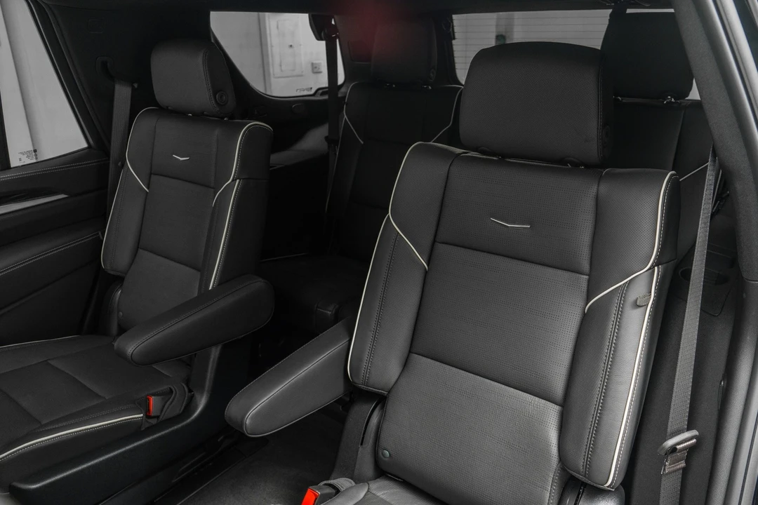 2026 Cadillac Escalade 5th Gen - Image 16 of 21