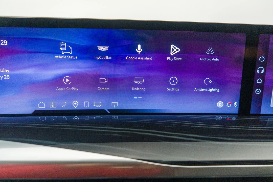 2026 Cadillac Escalade 5th Gen - Image 17 of 21