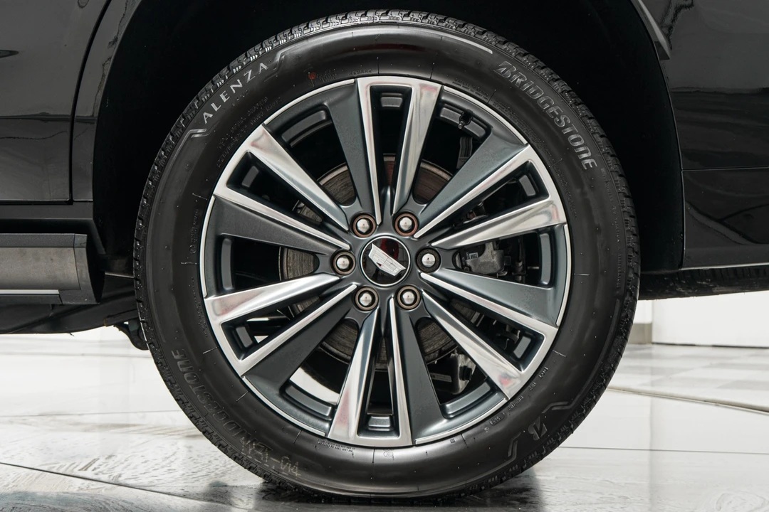 2026 Cadillac Escalade 5th Gen - Image 11 of 21