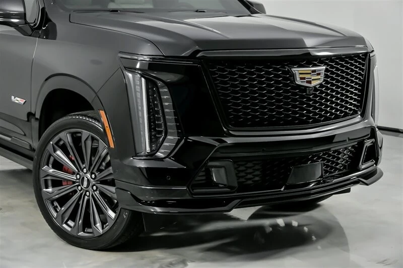 2026 Cadillac Escalade-V 5th Gen - Image 3 of 12