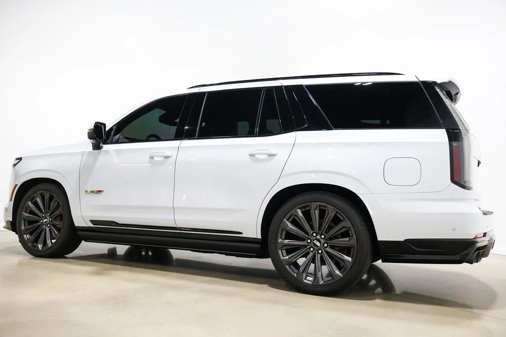 2026 Cadillac Escalade-V 5th Gen - Image 14 of 21