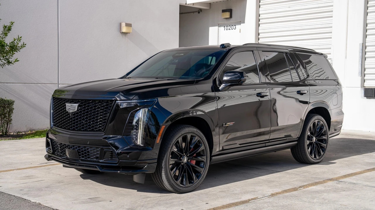 2026 Cadillac Escalade-V 5th Gen - Image 6 of 31
