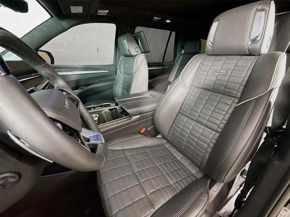 2026 Cadillac Escalade-V 5th Gen - Image 2 of 21