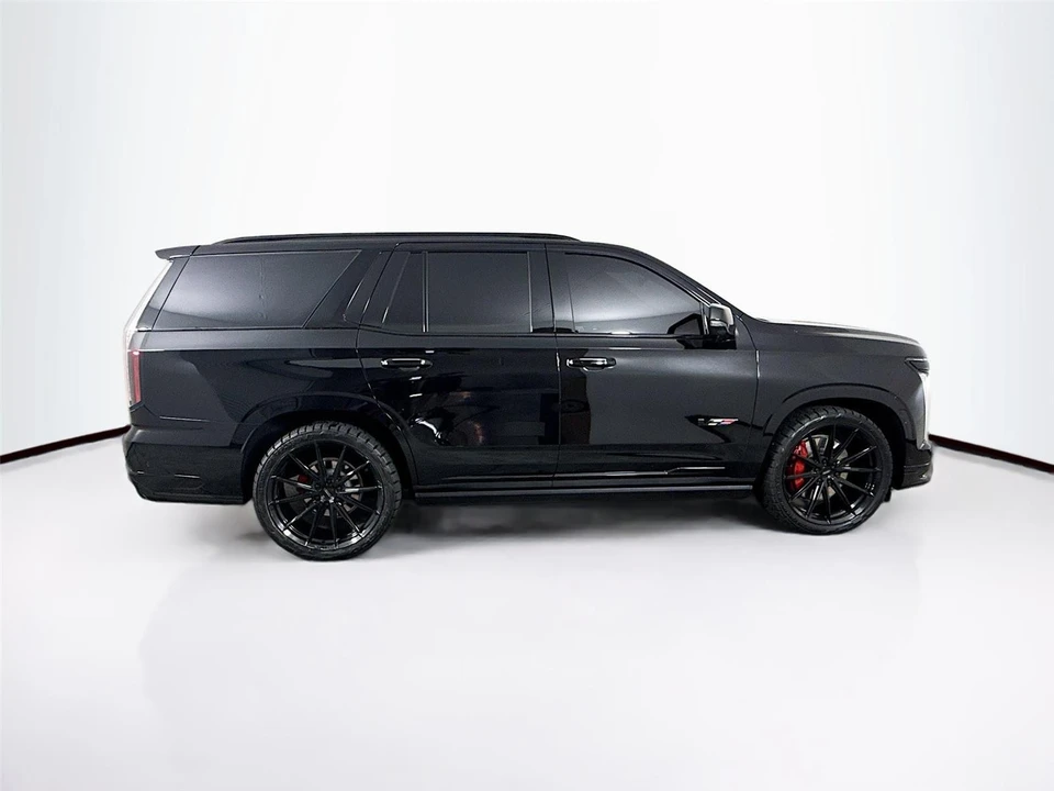 2026 Cadillac Escalade-V 5th Gen - Image 17 of 21