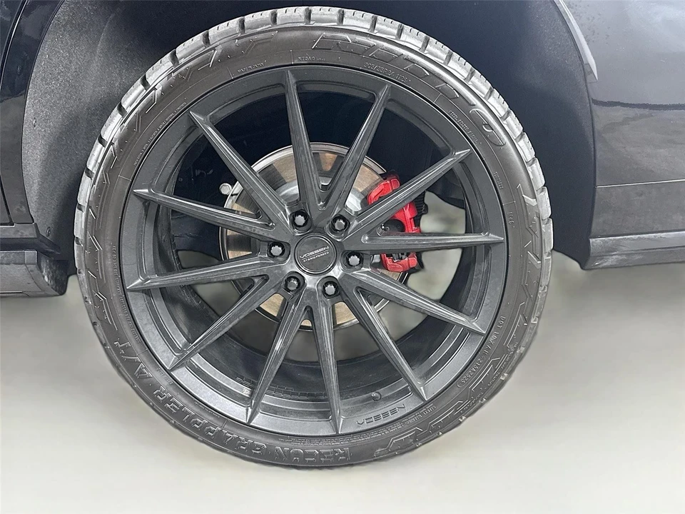 2026 Cadillac Escalade-V 5th Gen - Image 16 of 21