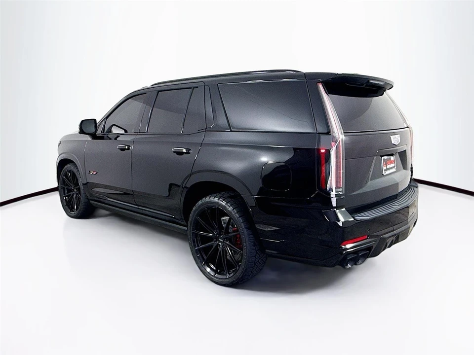 2026 Cadillac Escalade-V 5th Gen - Image 14 of 21