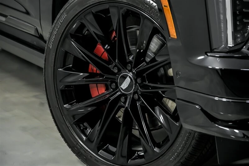 2026 Cadillac Escalade-V 5th Gen - Image 4 of 21