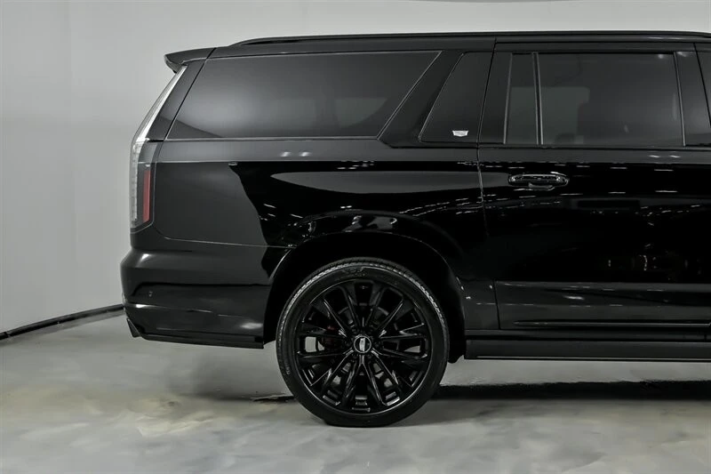 2026 Cadillac Escalade-V 5th Gen - Image 13 of 21