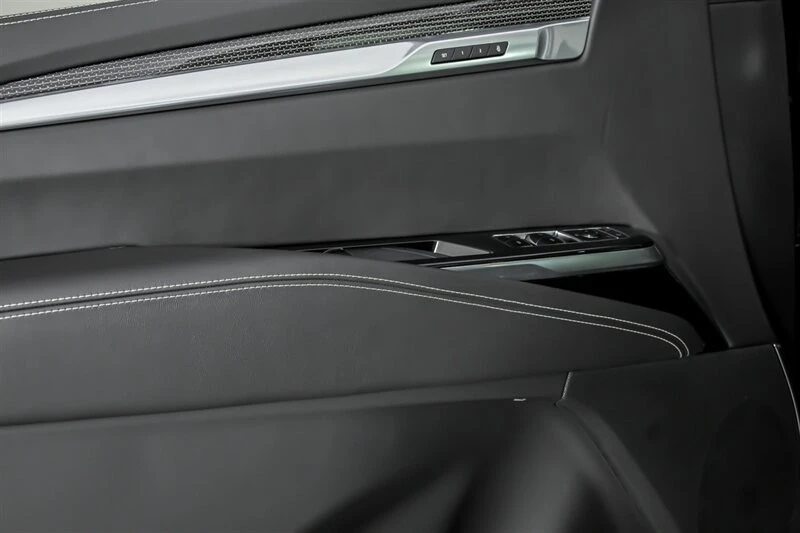 2026 Cadillac Escalade-V 5th Gen - Image 18 of 21