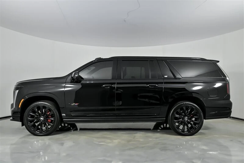 2026 Cadillac Escalade-V 5th Gen - Image 8 of 21
