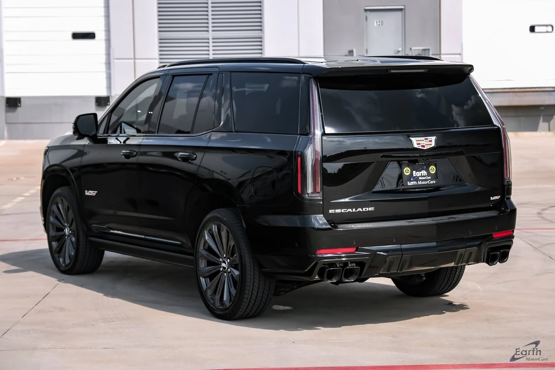 2026 Cadillac Escalade-V 5th Gen - Image 8 of 12