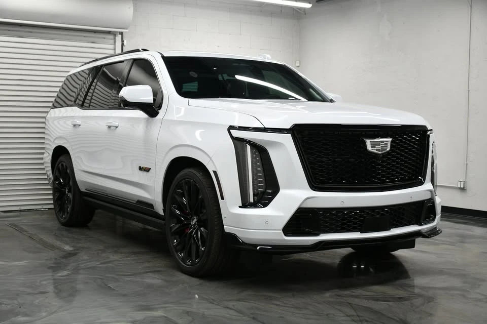 2026 Cadillac Escalade-V 5th Gen - Image 8 of 20