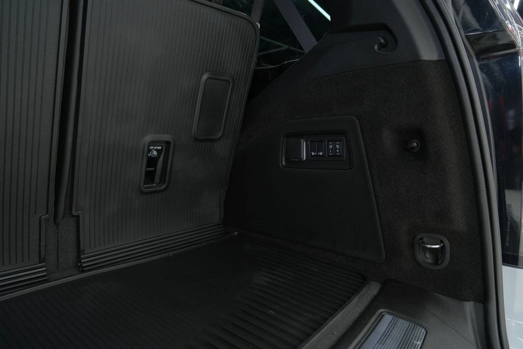 2026 Cadillac Escalade-V 5th Gen - Image 21 of 21