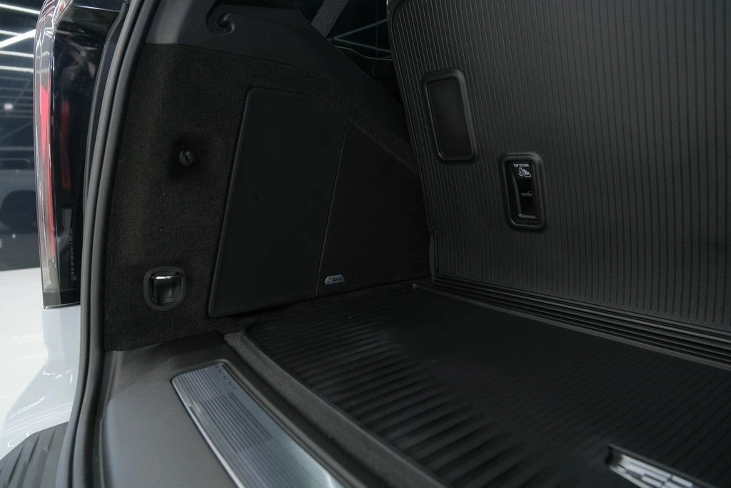 2026 Cadillac Escalade-V 5th Gen - Image 20 of 21