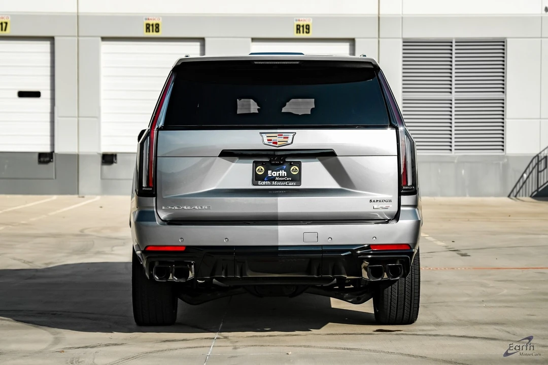 2026 Cadillac Escalade-V 5th Gen - Image 10 of 12