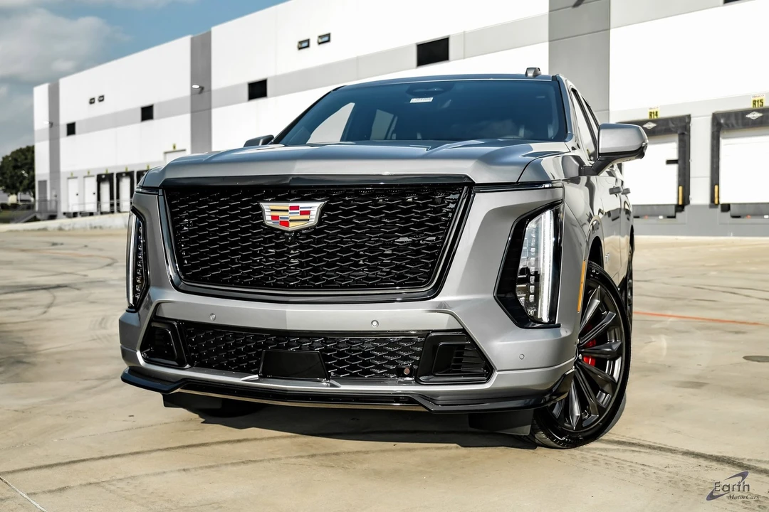 2026 Cadillac Escalade-V 5th Gen - Image 3 of 12