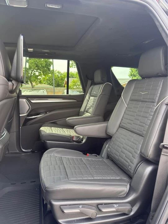2026 Cadillac Escalade-V 5th Gen - Image 7 of 9