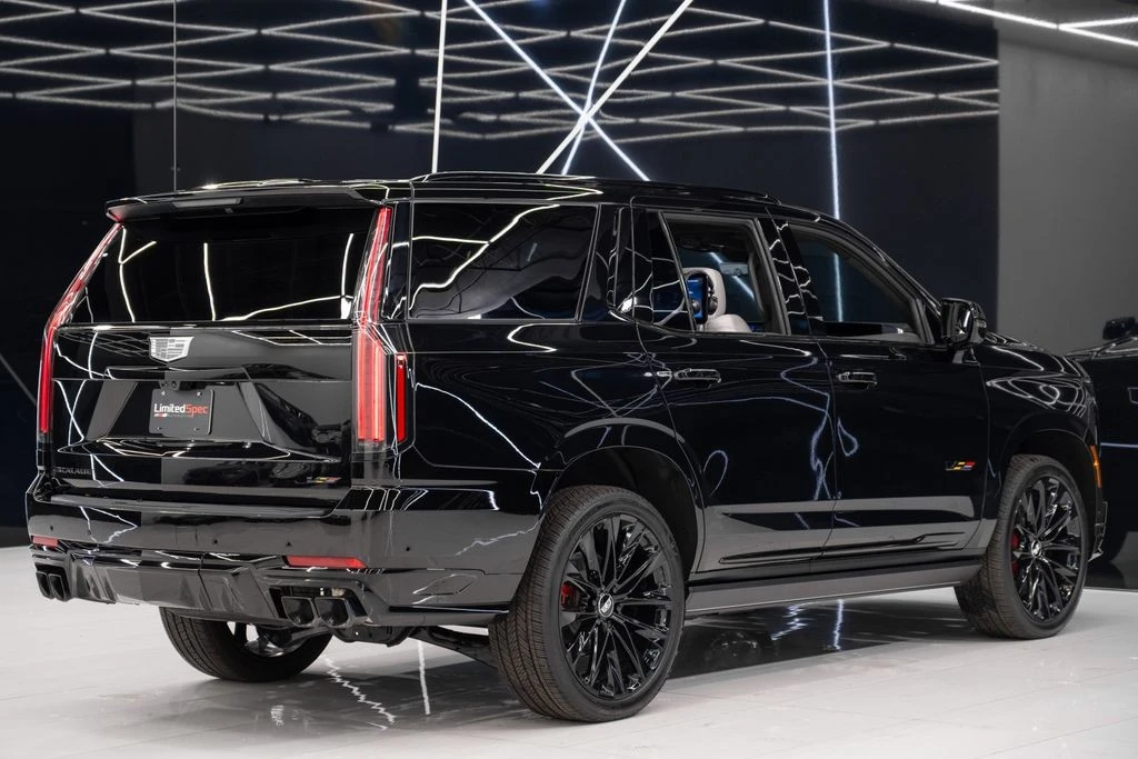 2026 Cadillac Escalade-V 5th Gen - Image 13 of 21