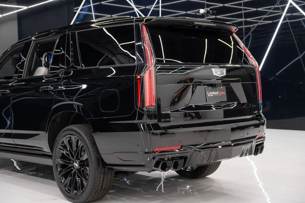 2026 Cadillac Escalade-V 5th Gen - Image 17 of 21