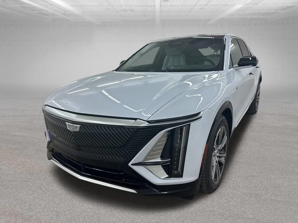 2026 Cadillac Lyriq - Image 4 of 12