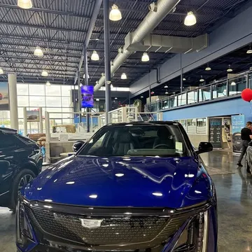 2026 Cadillac LYRIQ Premium Sport