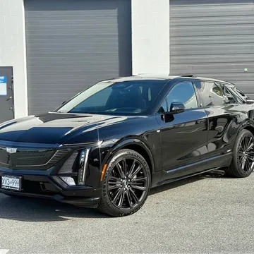 2026 Cadillac LYRIQ V Premium