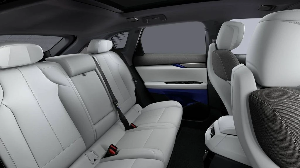 2026 Cadillac Optiq - Image 10 of 11
