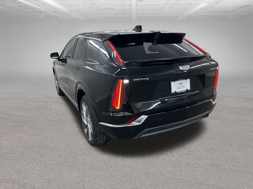 2026 Cadillac Optiq - Image 8 of 12