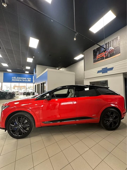 2026 Cadillac Optiq - Image 3 of 16
