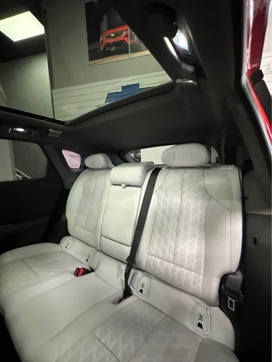 2026 Cadillac Optiq - Image 16 of 16