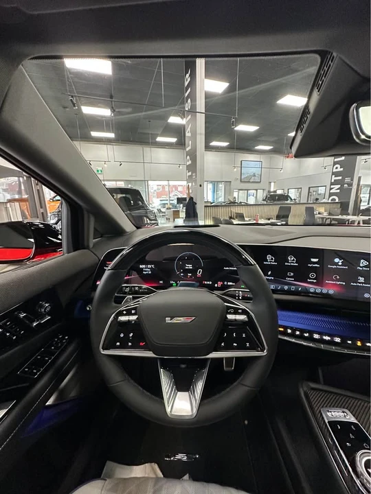 2026 Cadillac Optiq - Image 11 of 16