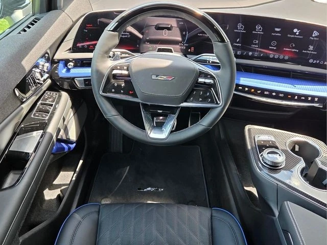 2026 Cadillac Optiq - Image 18 of 31