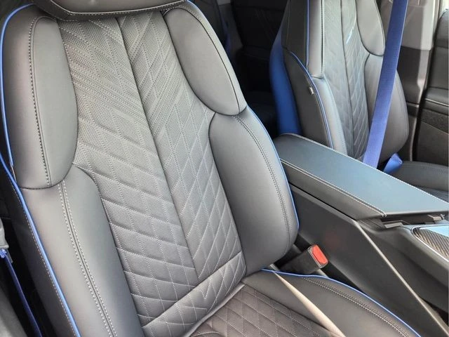 2026 Cadillac Optiq - Image 22 of 31