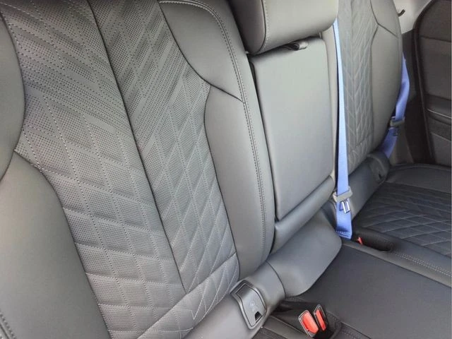 2026 Cadillac Optiq - Image 21 of 31