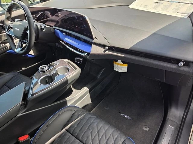 2026 Cadillac Optiq - Image 24 of 31