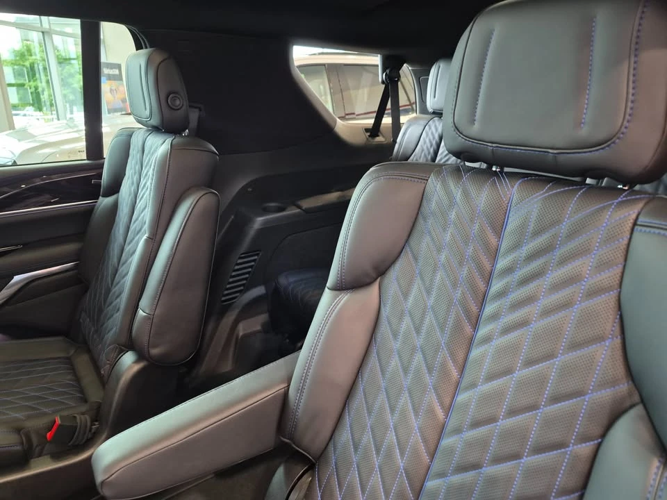 2026 Cadillac Escalade IQ - Image 15 of 18