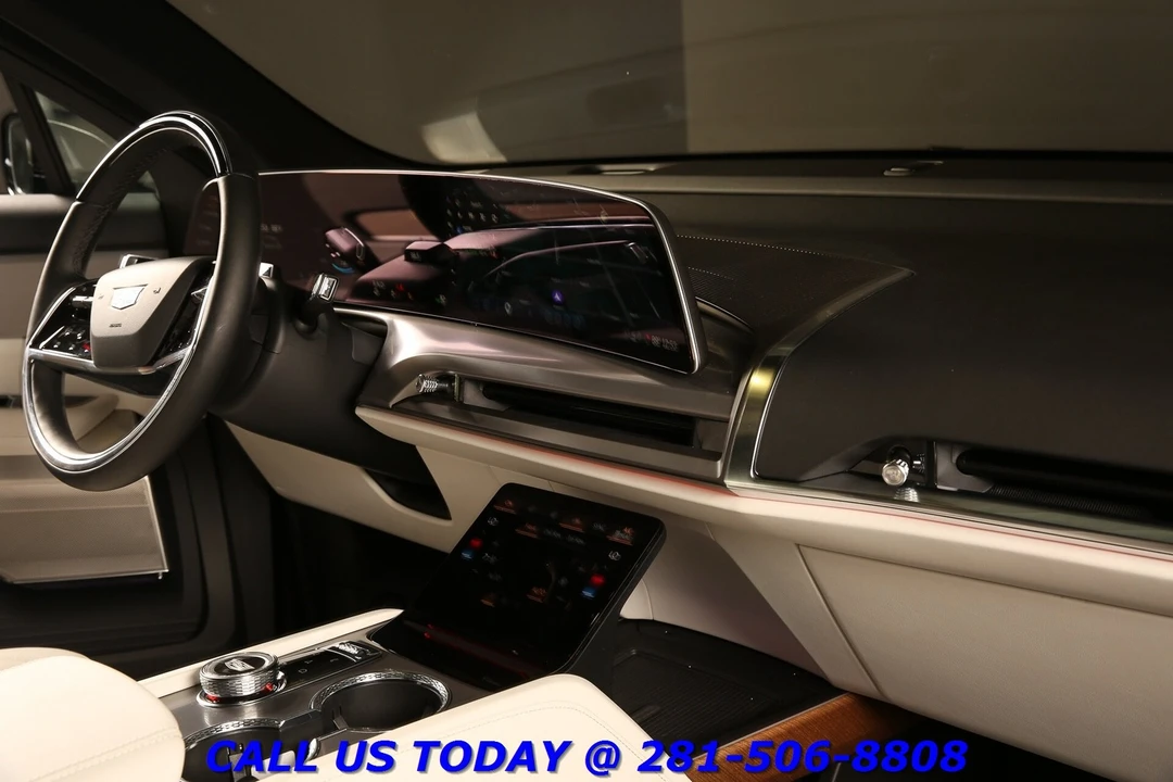 2026 Cadillac Vistiq - Image 19 of 24