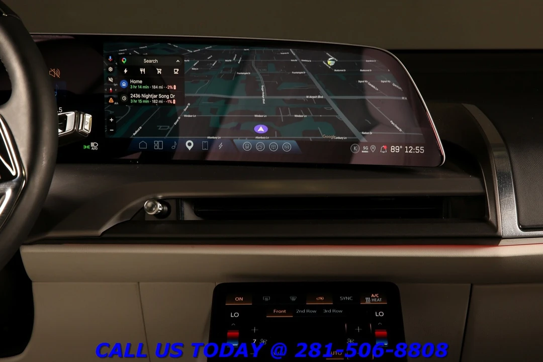 2026 Cadillac Vistiq - Image 17 of 24