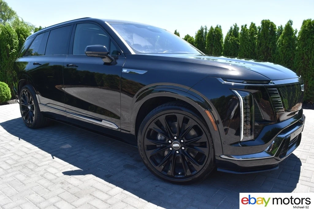 2026 Cadillac Vistiq - Image 3 of 24