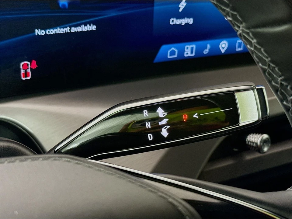 2026 Cadillac Vistiq - Image 6 of 21